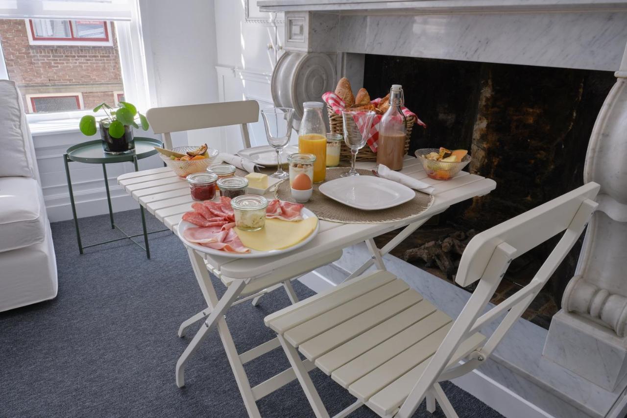 Het Gecroonde Swaert B&B Middelburg Luaran gambar
